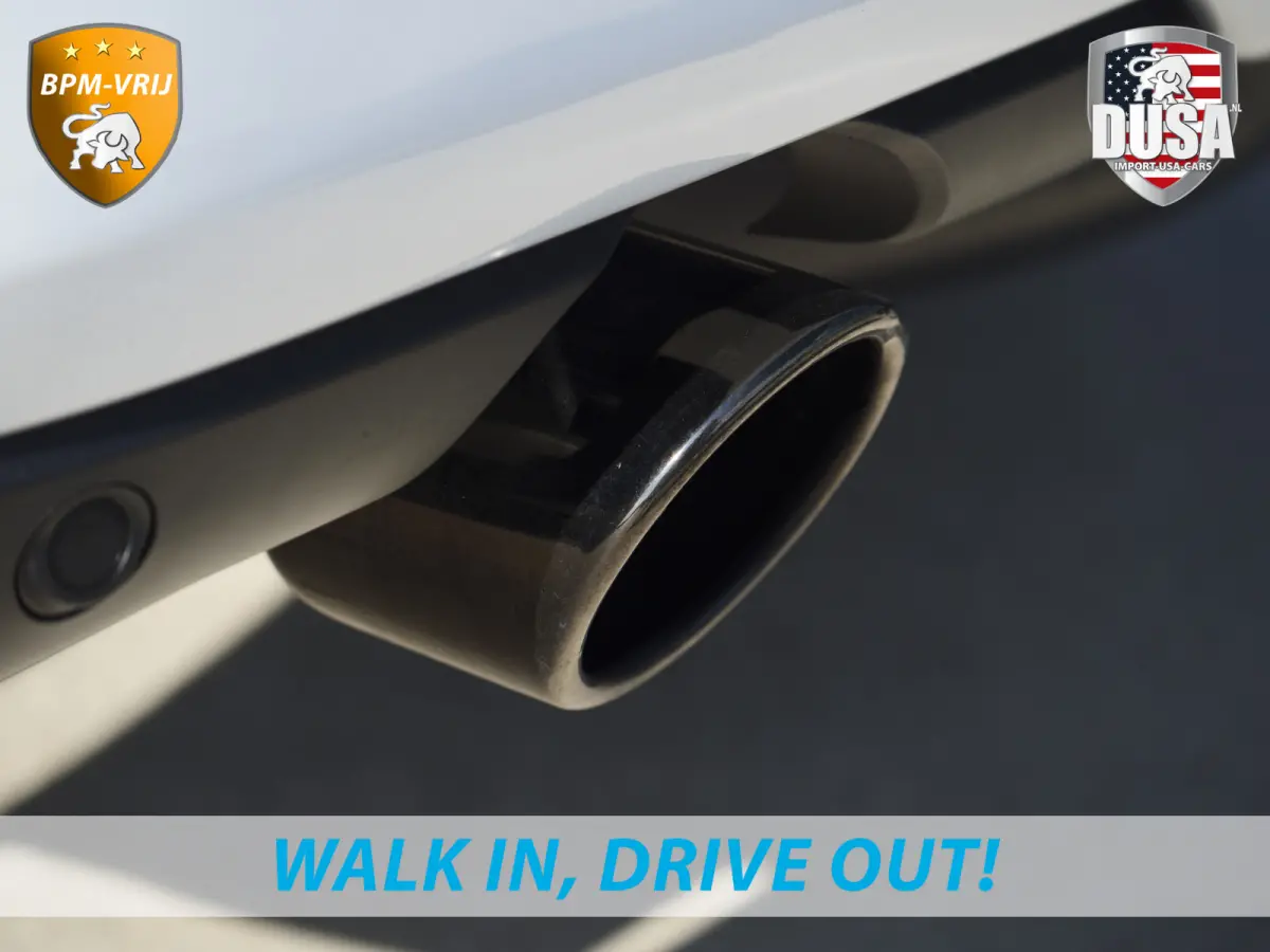 | 1500 | Limited | Night | 3.0L Twin-Turbo I6 | High Output | Passenger Display | 14,4 Touch Screen | Harman Kardon | RAMBOX Getoonde accessoires zijn verkrijgbaar tegen meerprijs