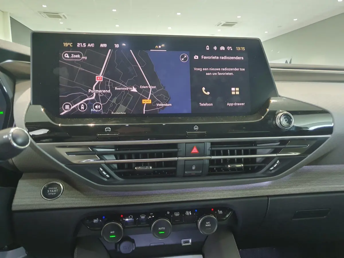Business Plus Comfort | Automaat | Climate Control | Lederen Stoelen Elek. Verstelbaar + Massage & Verwarming | Voorruit Verwarmd | Full Map Navigatie | Apple Carplay / Android Auto | 360 Ca
