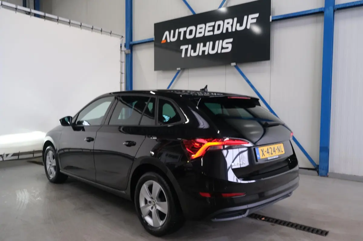 1.0 TSI Sport Business Automaat - N.A.P. Airco, Cruise, Navi, PDC.