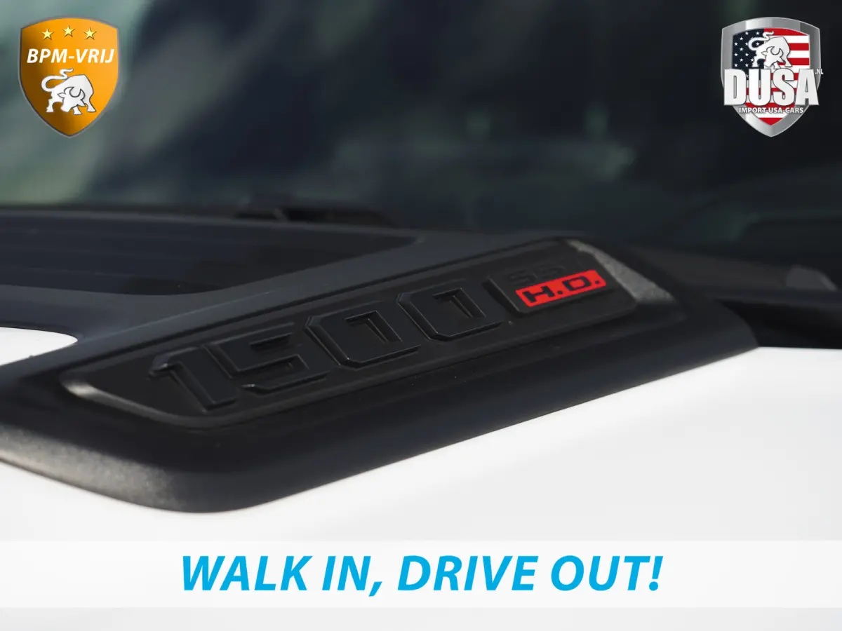 | 1500 | Limited | Night | 3.0L Twin-Turbo I6 | High Output | Passenger Display | 14,4 Touch Screen | Harman Kardon | RAMBOX Getoonde accessoires zijn verkrijgbaar tegen meerprijs