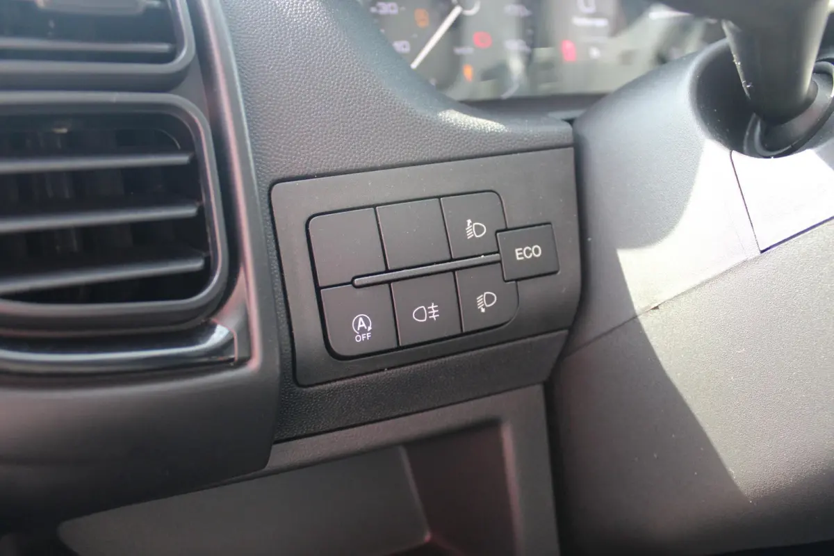 33 2.2 MultiJet 140PK L3H2 | NIEUWE BUS! BPM VRIJ! | ACHTERUITRIJ CAMERA | APPLE CARPLAY/ANDROID AUTO | 3-ZITS | CRUISE CONTROL | CLIMATE CONTROL | DAB+ RADIO | DIGITALE COCKPIT |