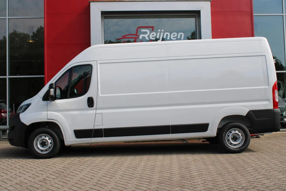 33 2.2 MultiJet 140PK L3H2 | NIEUWE BUS! BPM VRIJ! | ACHTERUITRIJ CAMERA | APPLE CARPLAY/ANDROID AUTO | 3-ZITS | CRUISE CONTROL | CLIMATE CONTROL | DAB+ RADIO | DIGITALE COCKPIT |