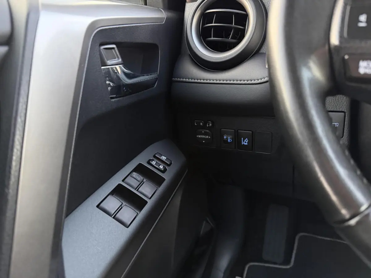 2.5 Hybrid Dynamic Sport - AWD/NAVI/CAM/TREKHAAK