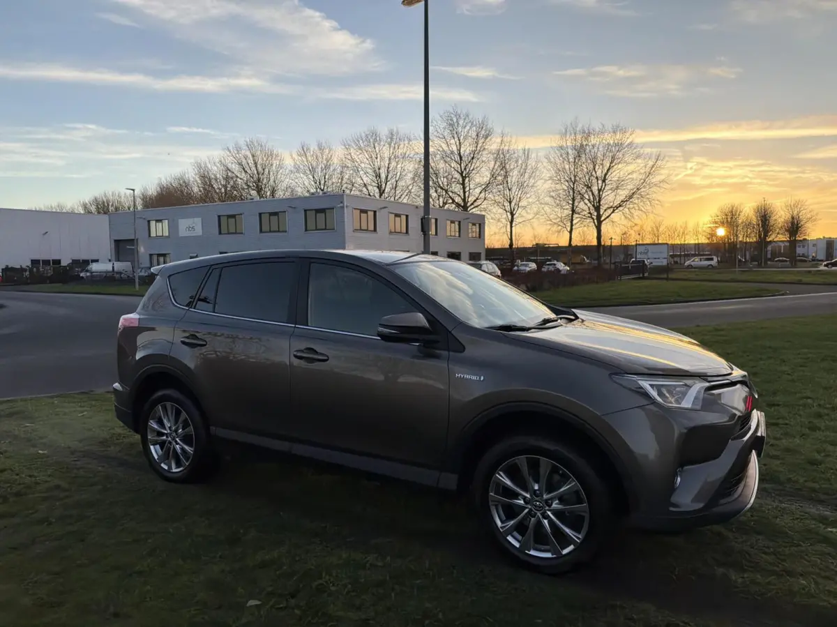 2.5 Hybrid Dynamic Sport - AWD/NAVI/CAM/TREKHAAK