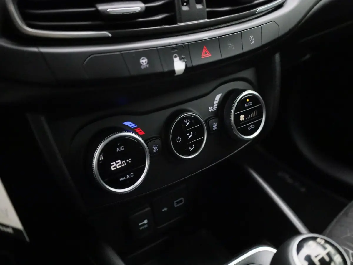 Cross 1.0 City Cross | APPLE CARPLAY | CLIMATE CONTROL | CRUISE CONTROL | LED DAGRIJVERLICHTING |