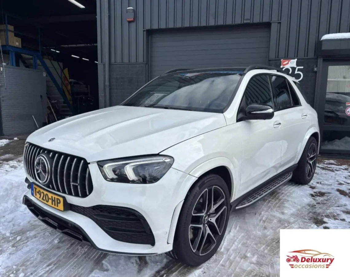 AMG 53 4MATIC Premium Plus