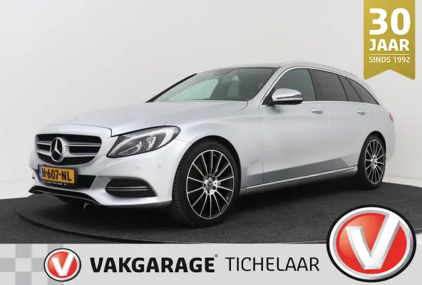 200 Prestige | Trekhaak | Sportstoelen | Navigatie |