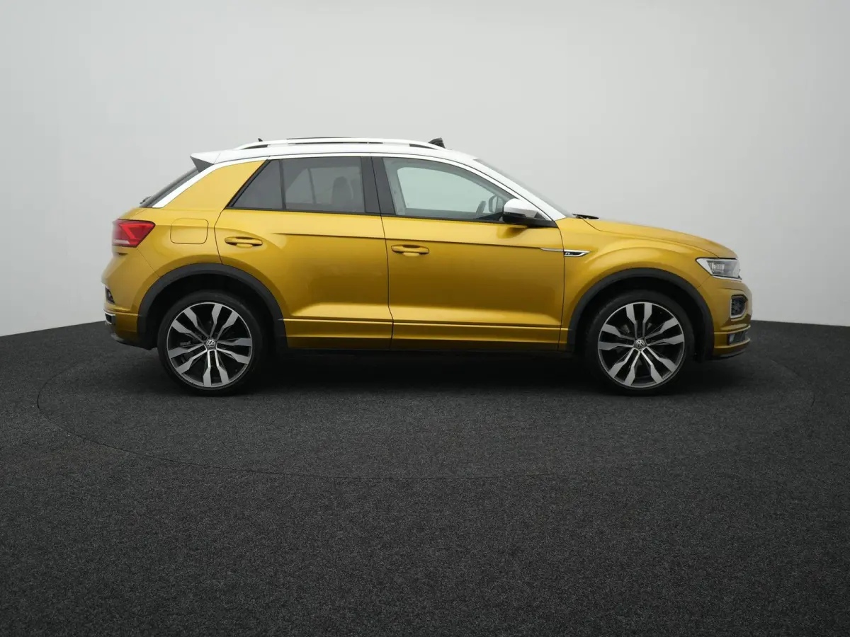 1.5 TSI Sport Business R AUTOMAAT | PANORAMADAK | LEDER | 2X R-LINE | NAVIGATIE | PDC | CLIMA | STOELVERWARMING | LMV | BLEUTOOTH | 12 MAANDEN BOVAG GARANTIE |