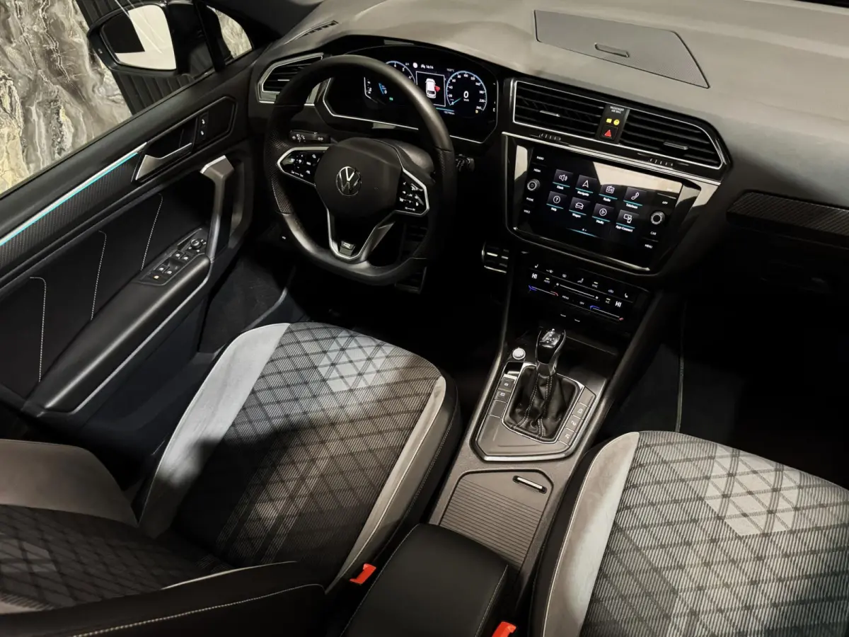 1.5 TSI 3x R-line|PANO|360 CAM|IQ|KEYLESS|SFEER|BOMVOL!