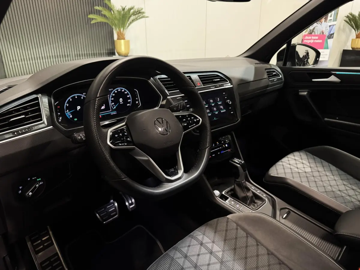 1.5 TSI 3x R-line|PANO|360 CAM|IQ|KEYLESS|SFEER|BOMVOL!