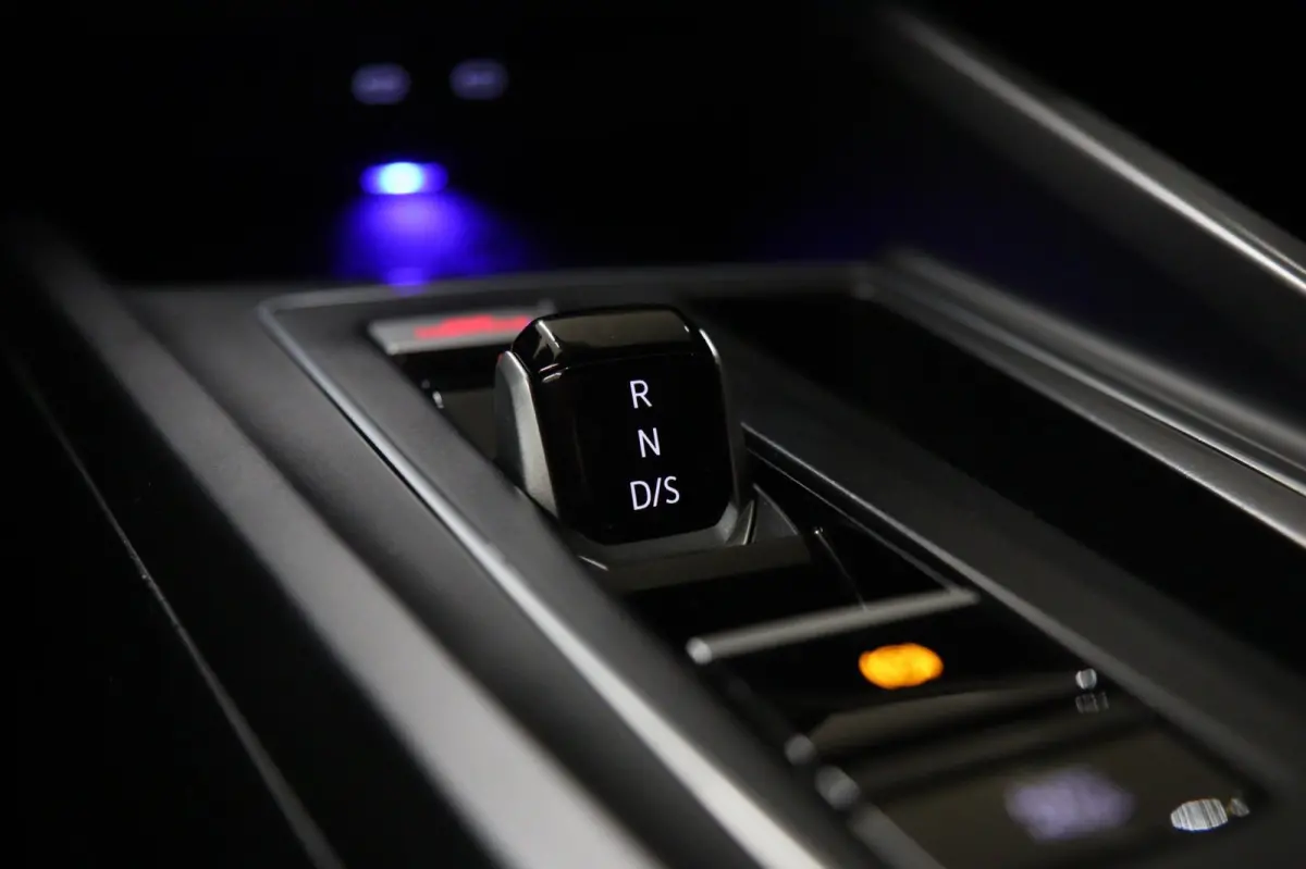 1.4 eHybrid GTE / PANO/HUD/IQLIGHT/MEM/CARPLAY/VOL