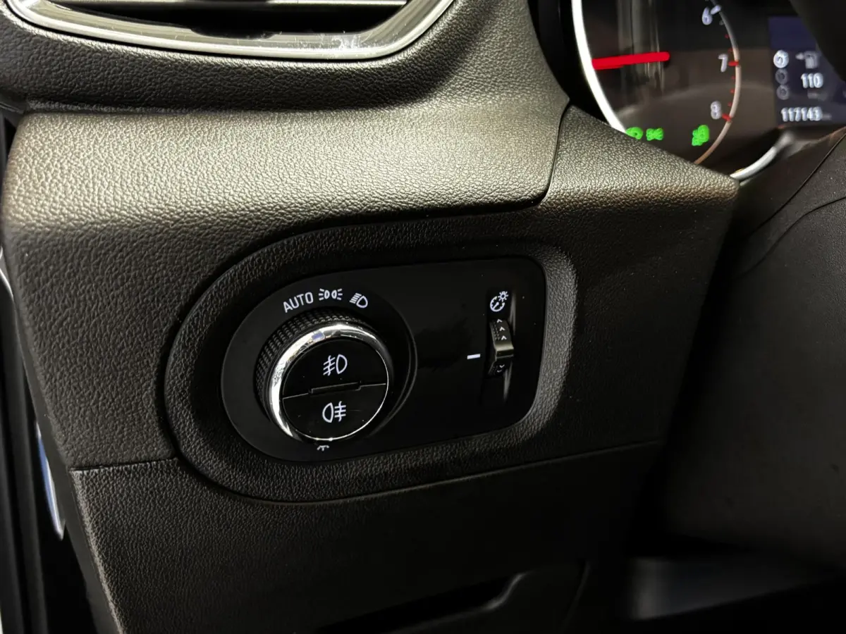 1.2 Turbo Business Elegance | Trekhaak | Navigatie | 360 Camera | 4 Seizoenen Banden | Apple CarPlay / Android auto |