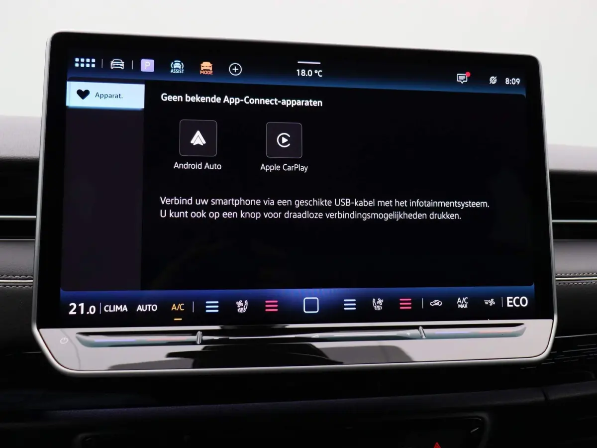 Pro Business 77 kWh 286 PK | 360 Graden Camera | Harman Kardon | Ergo-Active Voorstoelen | 20'' Montreal Velgen | Dodehoeksensoren | Stoelverwarming Voor + Achter | Driving Profiles |