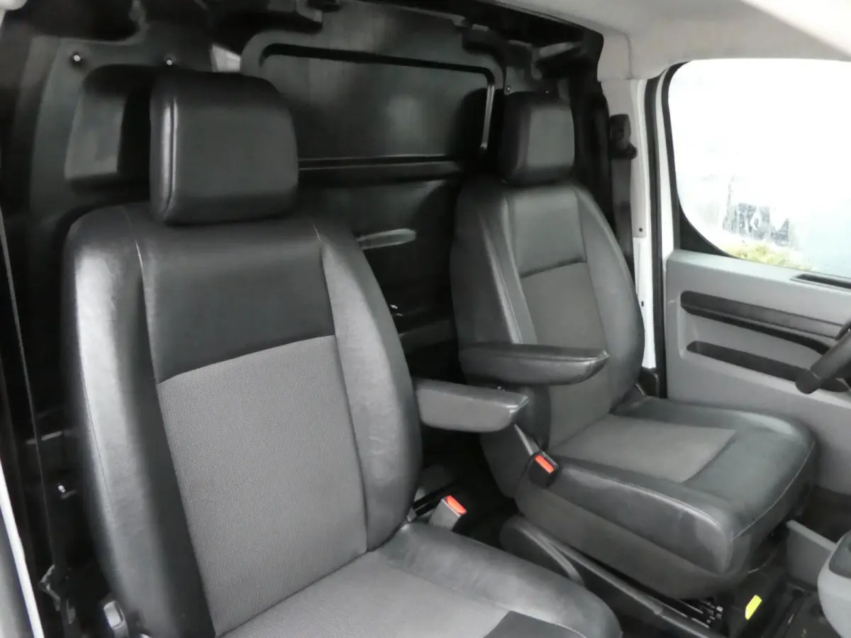 2.0 CDTI 145pk L3H1 XL, Automaat, Airco, Navi, Camera.