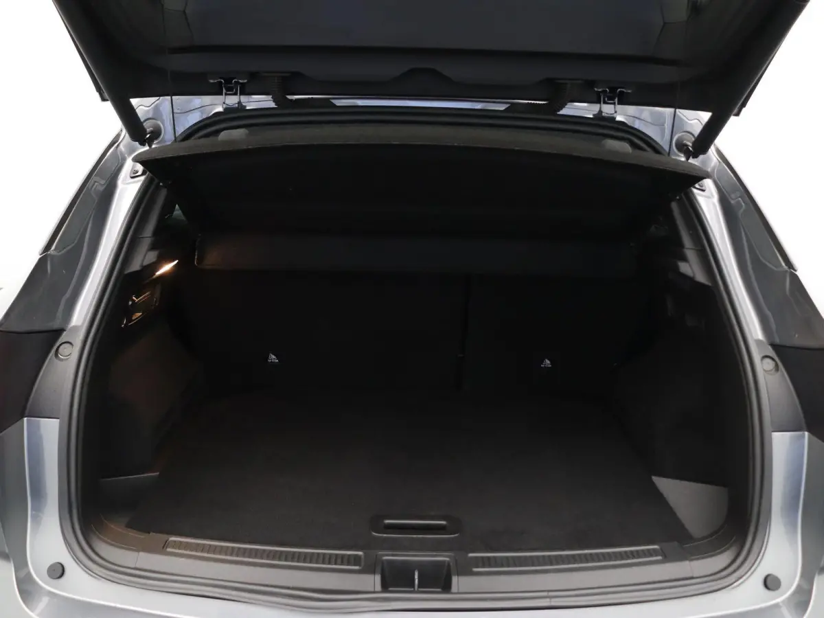 E-Tech full hybrid 200pk iconic esprit Alpine | 1500KG Trekgewicht | Keyless | Stoel en stuurwielverwarming | 360 camera | Elektr.best.stoel |