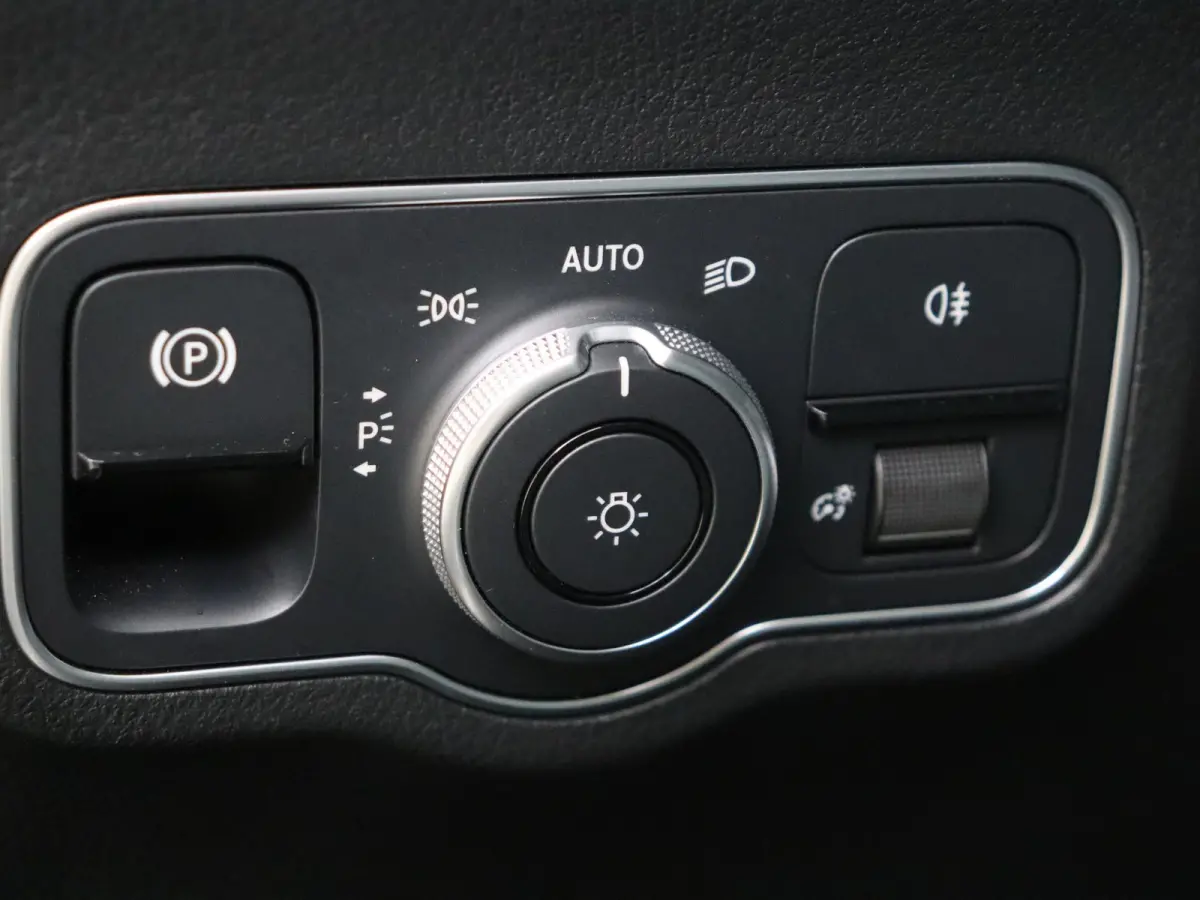 250 e AMG Line Premium Plus Facelift /Panoramadak /Memory /Rijassistentie plus /360 Camera