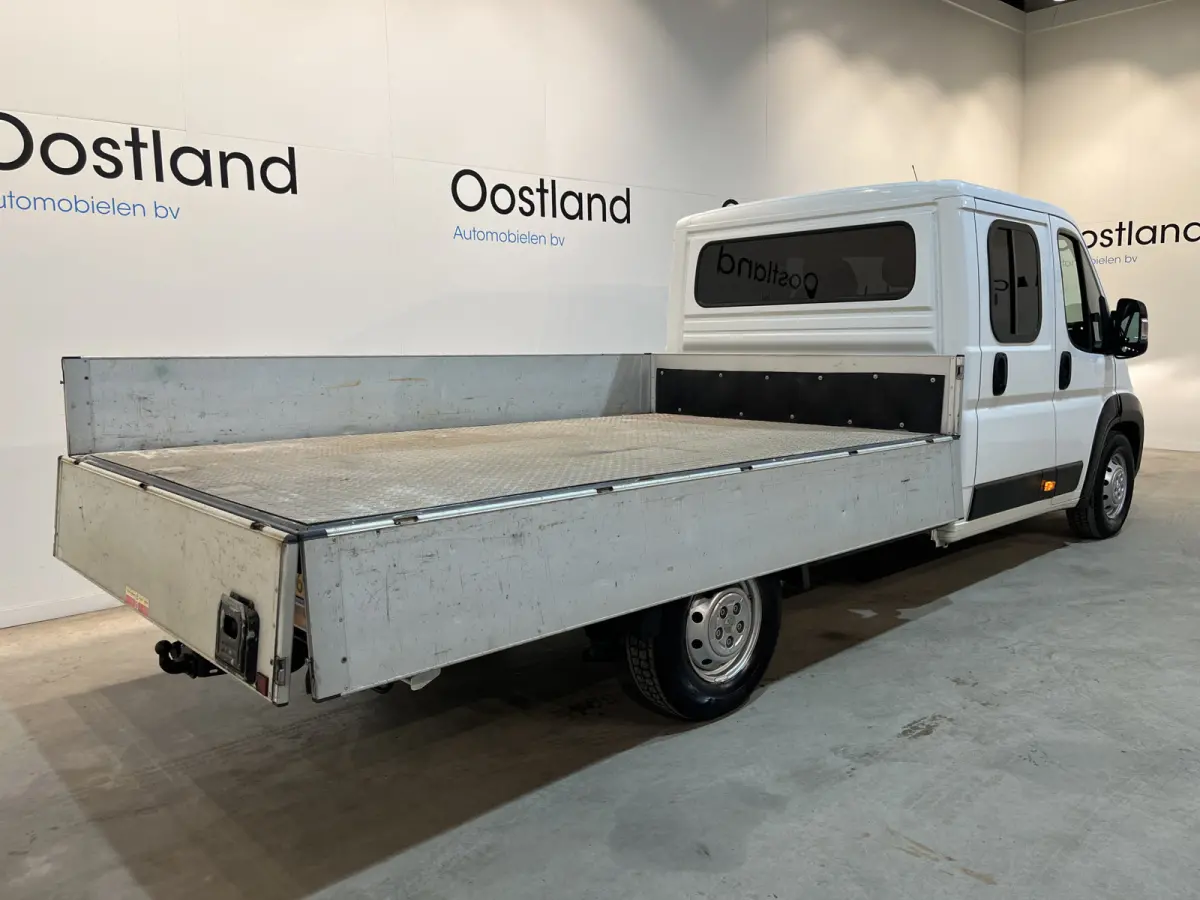 2.2 HDi 165 PK L4 Pro Zwaar DC 6 pers. Open Laadbak / Luchtvering / Trekhaak 3.000 KG / Airco / Cruise Control / Navigatie
