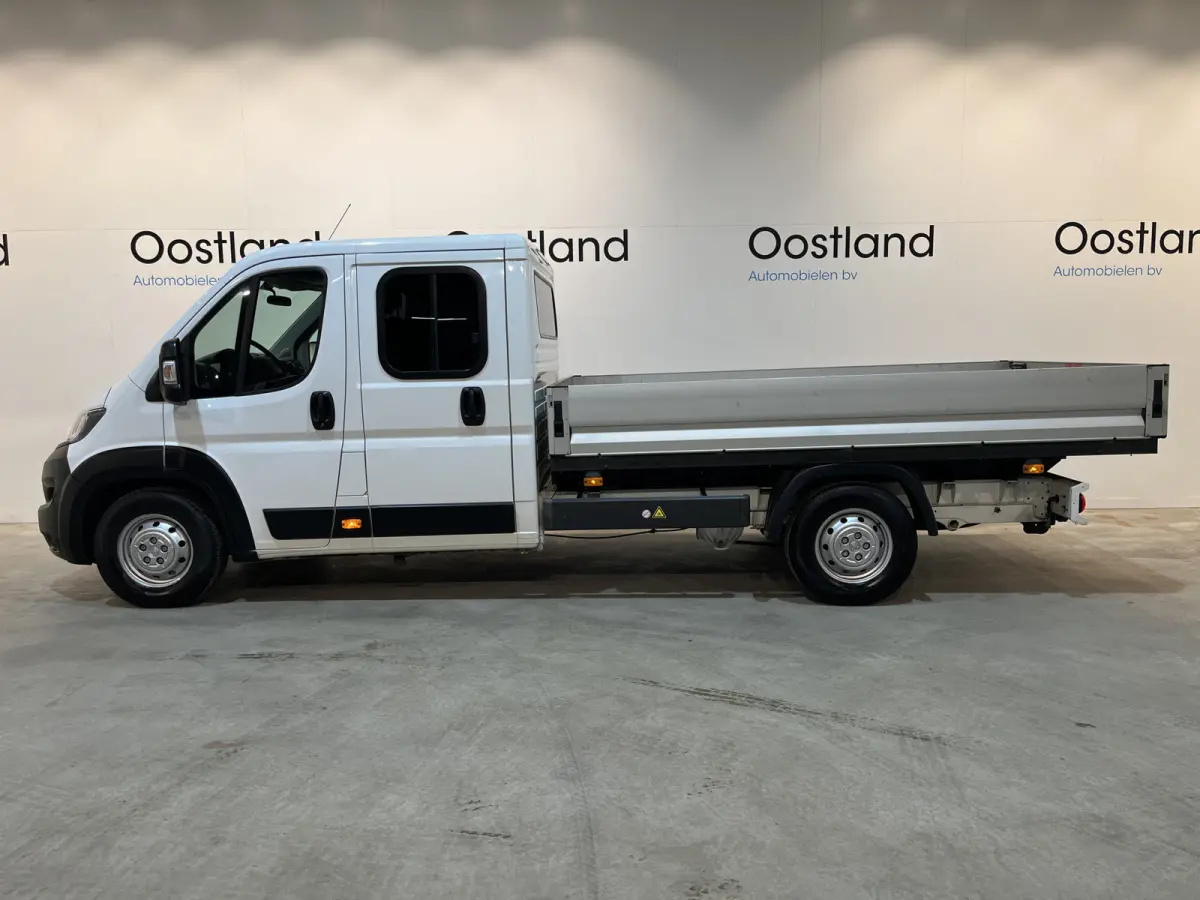 2.2 HDi 165 PK L4 Pro Zwaar DC 6 pers. Open Laadbak / Luchtvering / Trekhaak 3.000 KG / Airco / Cruise Control / Navigatie