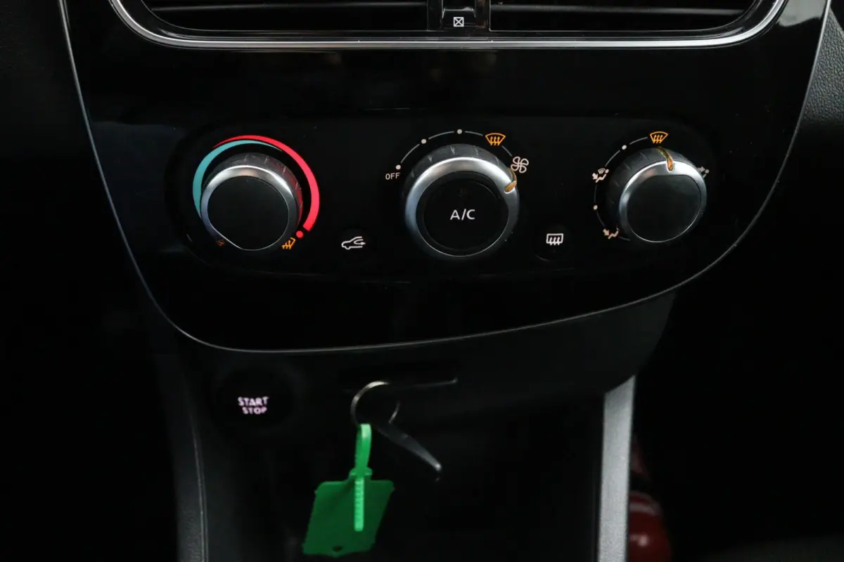 0.9 TCe Limited | Airco |