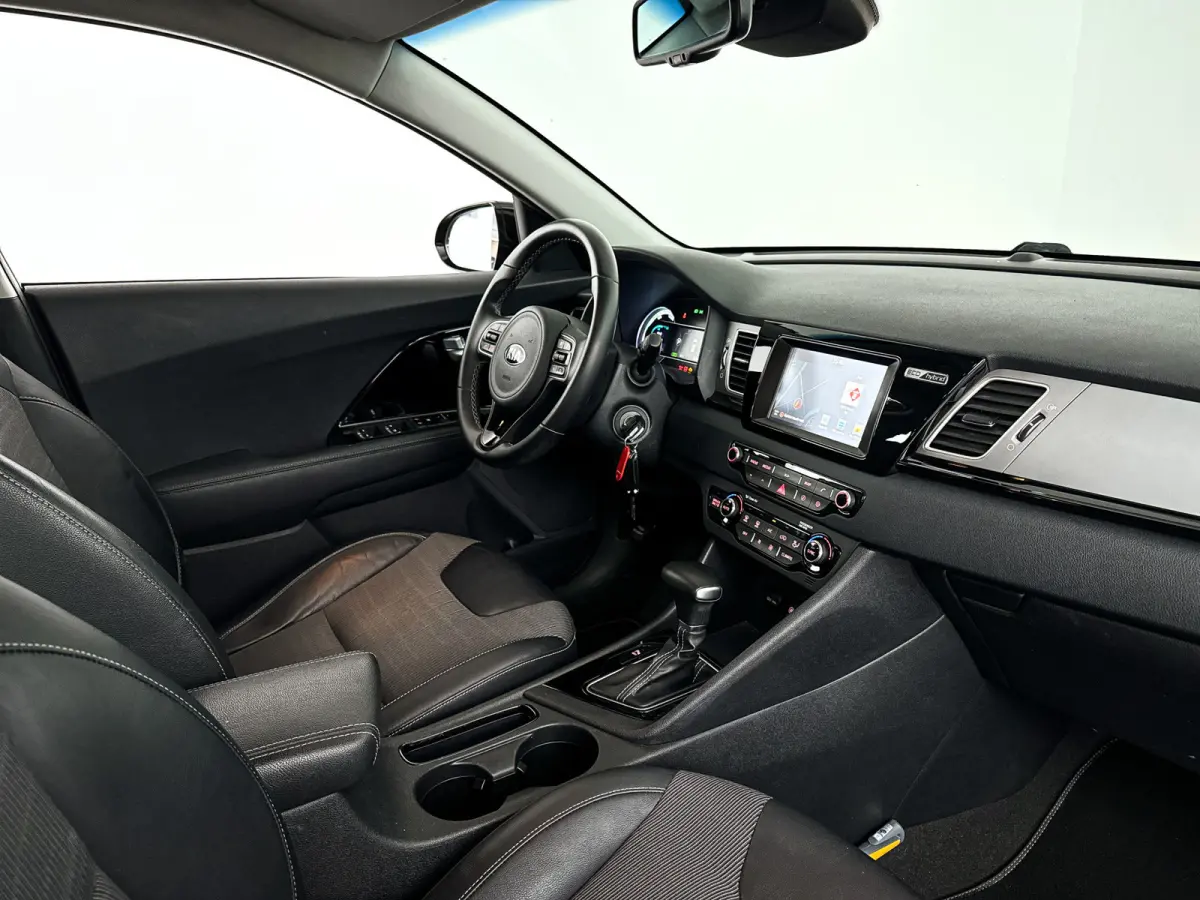 1.6 GDi Hybrid First Edition | Cruise Control | Airco | Carplay