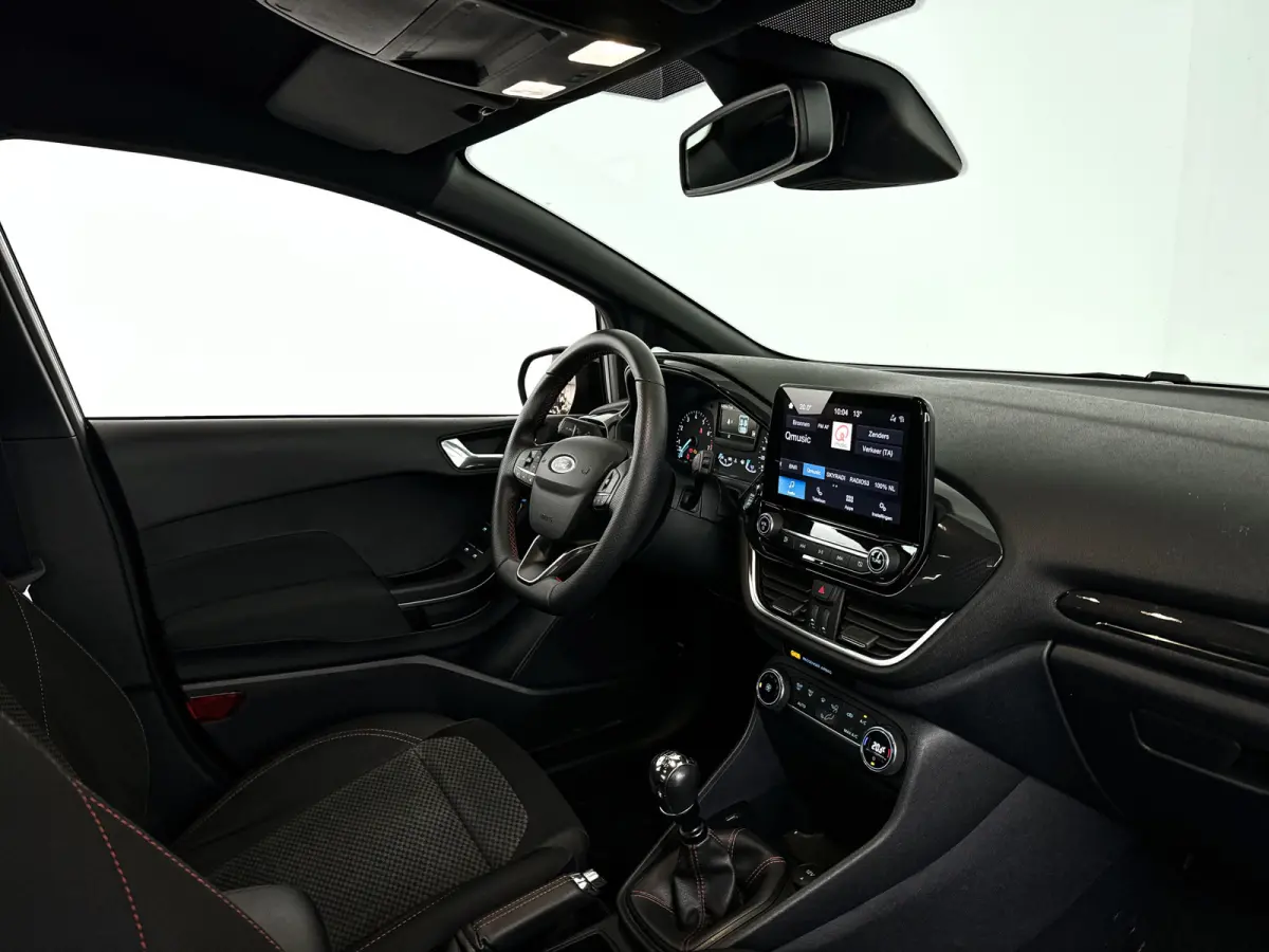 1.0 EcoBoost ST-Line | Parkeersensoren achter | Cruise control | Airco