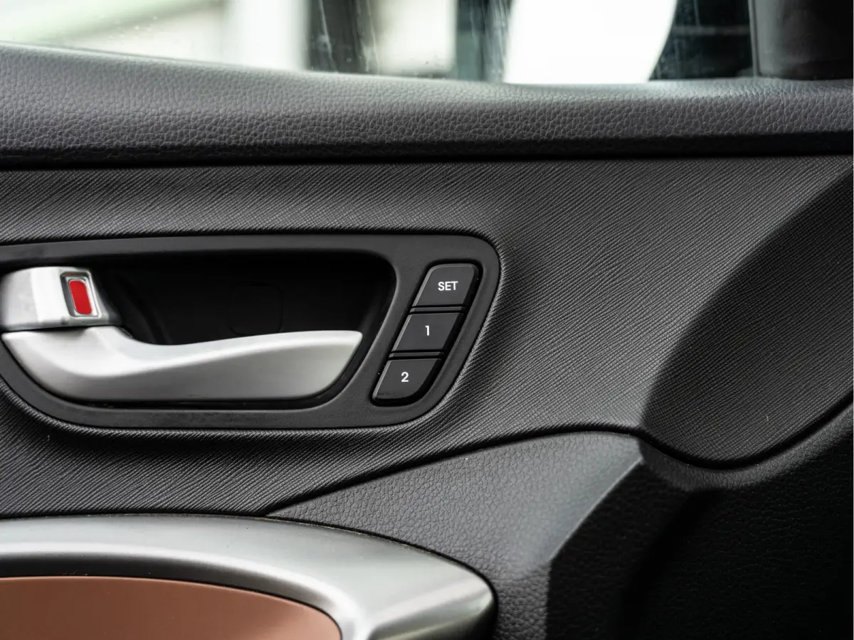 2.2 CRDi 4WD Comfort 7p. | Leder | Camera | ACC
