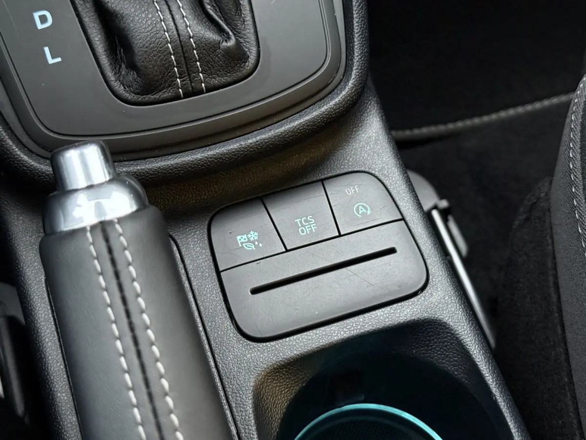1.0 EcoBoost Titanium | Apple Carplay | LED | DAB+ | PDC