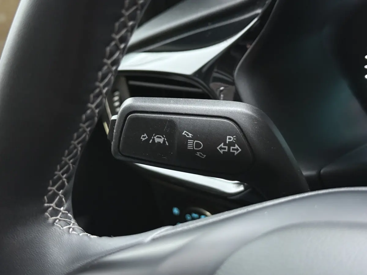 1.0 EcoBoost Titanium | Apple Carplay | LED | DAB+ | PDC