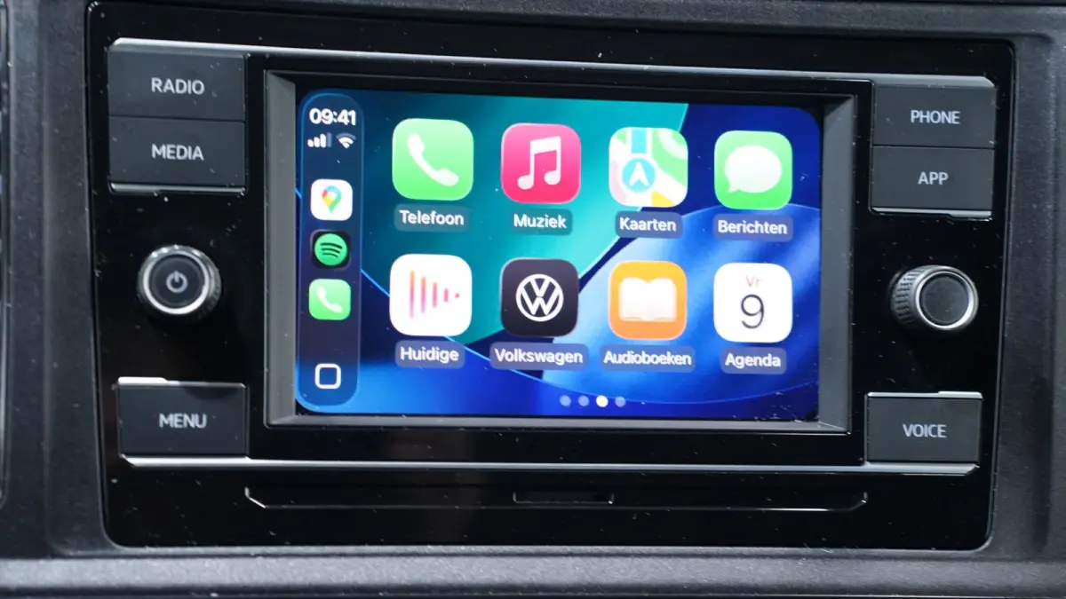 2.0 TDI 140 pk L3H3 Airco, App Connect 270 Graden Deuren, Laadruimte Pakket, Opstap achter, 3-Zits