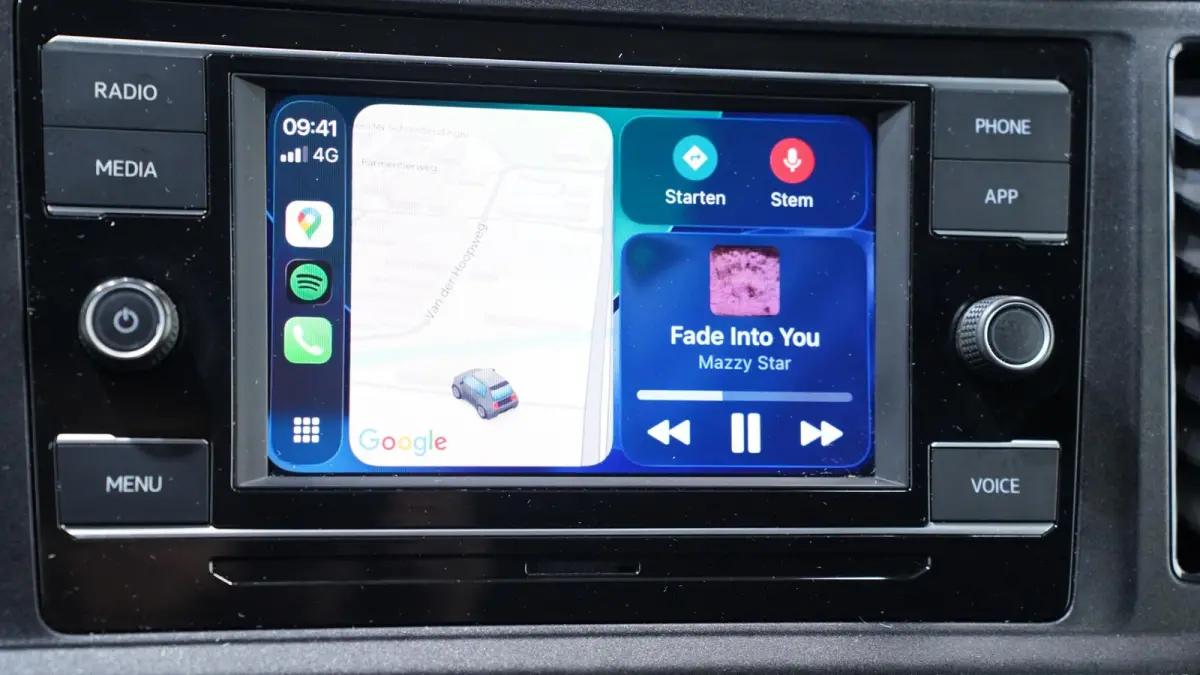 2.0 TDI 140 pk L3H3 Airco, App Connect 270 Graden Deuren, Laadruimte Pakket, Opstap achter, 3-Zits
