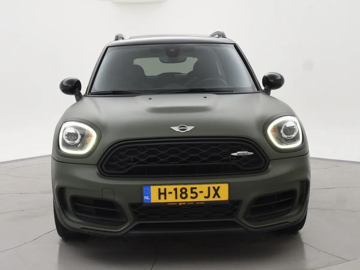 JCW 2.0 JOHN COOPER WORKS 231 PK ALL4 AUT. MAT GROEN + PANORAMA | CAMERA | HEAD-UP | HK | LEDER | STOELVERW.