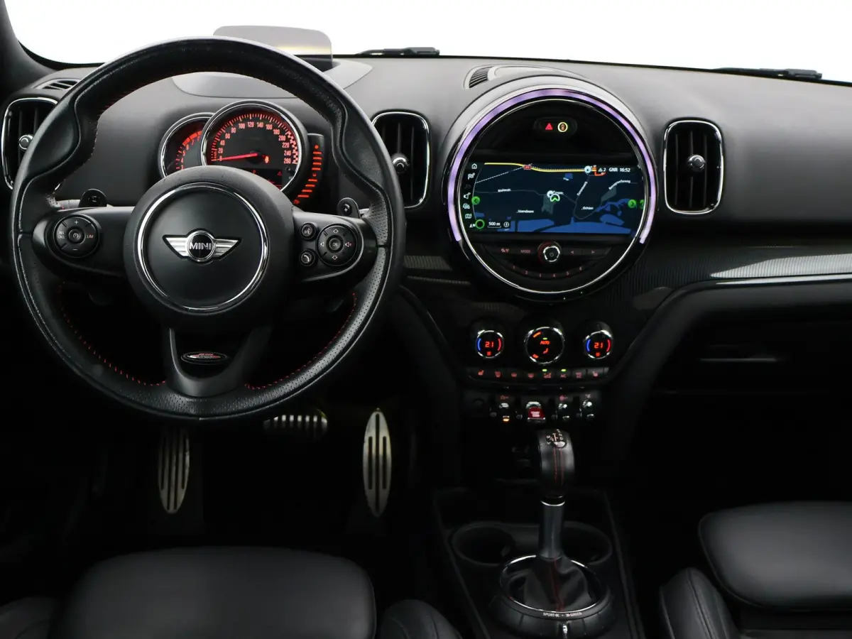 JCW 2.0 JOHN COOPER WORKS 231 PK ALL4 AUT. MAT GROEN + PANORAMA | CAMERA | HEAD-UP | HK | LEDER | STOELVERW.