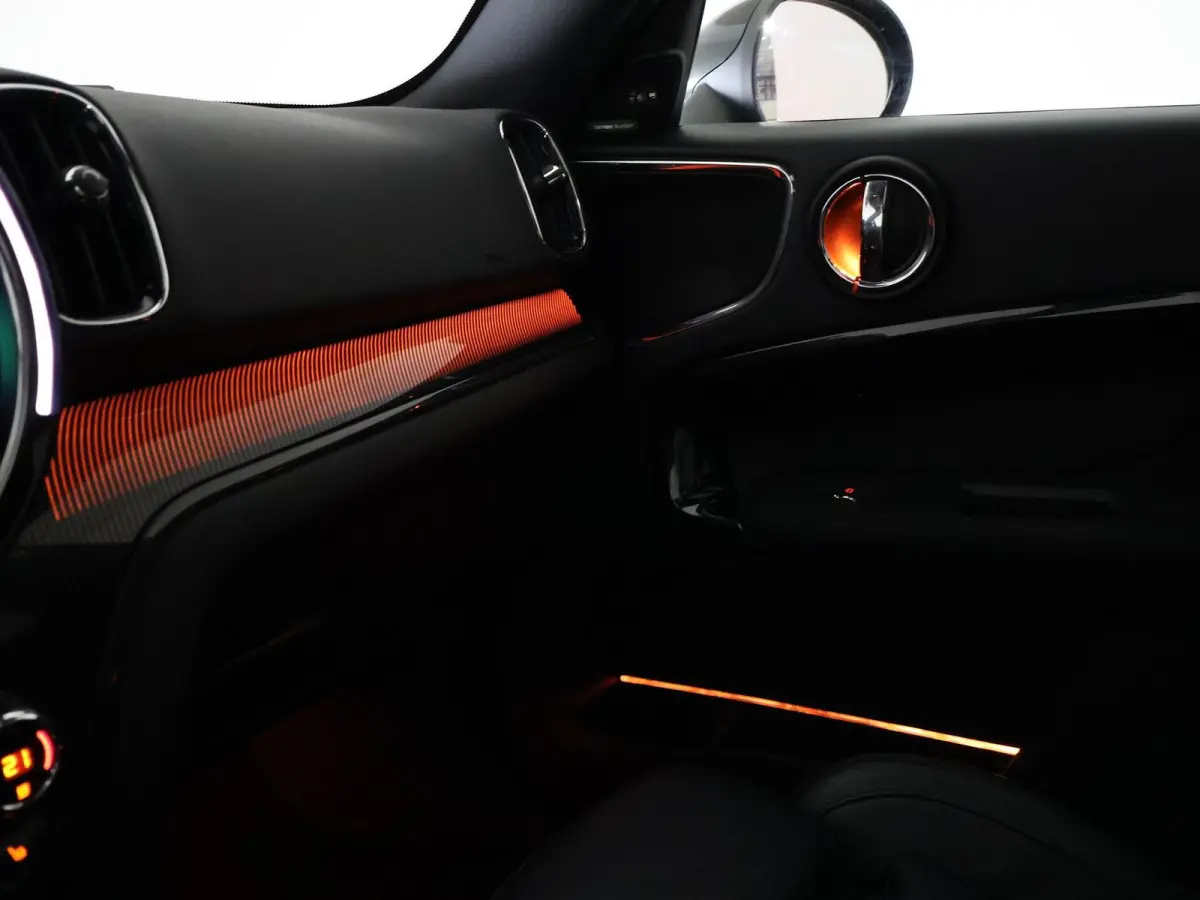 JCW 2.0 JOHN COOPER WORKS 231 PK ALL4 AUT. MAT GROEN + PANORAMA | CAMERA | HEAD-UP | HK | LEDER | STOELVERW.