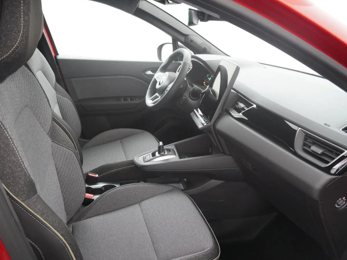 1.8 HEV First Edition | €3.000 Korting! | | Adaptive Cruise Control | Apple Carplay/Android Auto | Around View Monitor | Climate Control | Google Navigatie | Parkeer Assistent | Stoel- en 