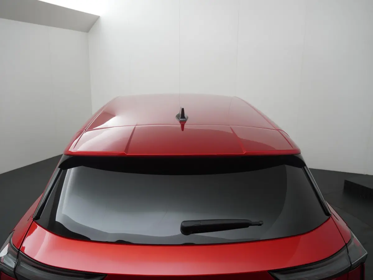1.8 HEV First Edition | €3.000 Korting! | | Adaptive Cruise Control | Apple Carplay/Android Auto | Around View Monitor | Climate Control | Google Navigatie | Parkeer Assistent | Stoel- en 
