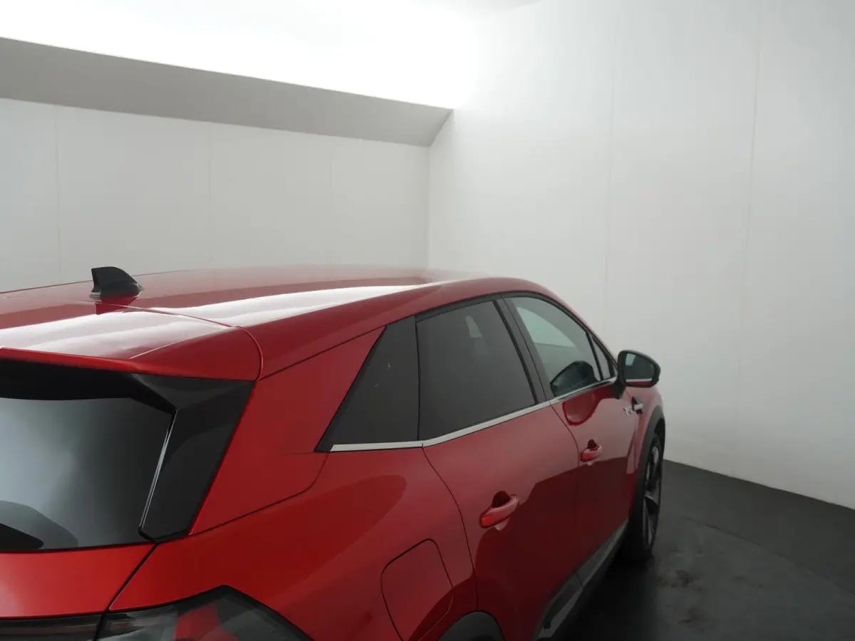 1.8 HEV First Edition | €3.000 Korting! | | Adaptive Cruise Control | Apple Carplay/Android Auto | Around View Monitor | Climate Control | Google Navigatie | Parkeer Assistent | Stoel- en 
