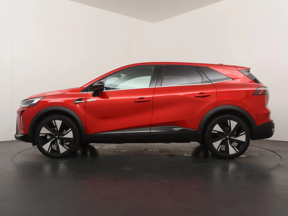 1.8 HEV First Edition | €3.000 Korting! | | Adaptive Cruise Control | Apple Carplay/Android Auto | Around View Monitor | Climate Control | Google Navigatie | Parkeer Assistent | Stoel- en 