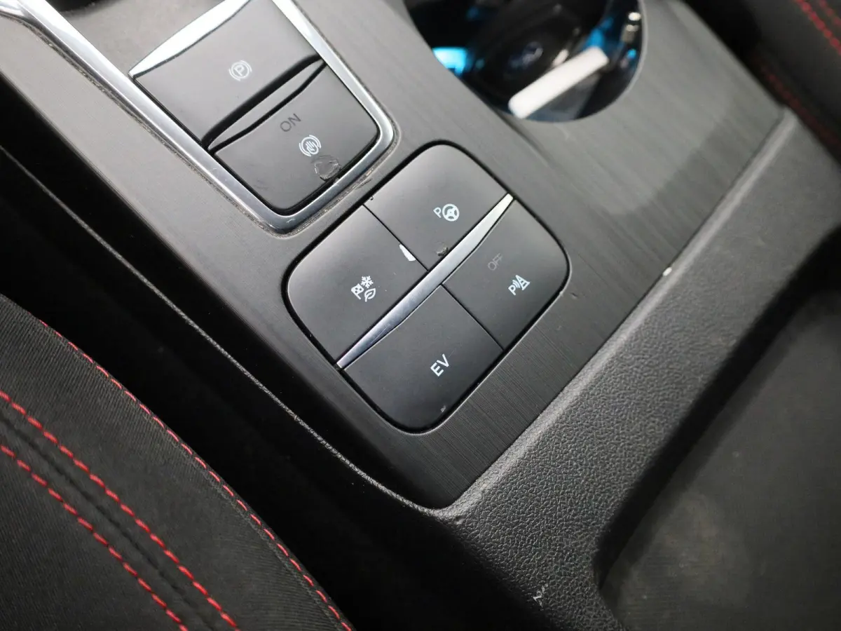 2.5i PHEV Aut. 165kW ST-Line Aut. | Winterpack | Adaptive cruise | Navigatie | Camera | DAB | Apple carplay