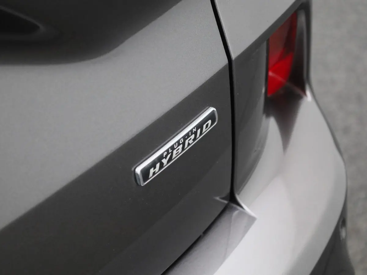 2.5i PHEV Aut. 165kW ST-Line Aut. | Winterpack | Adaptive cruise | Navigatie | Camera | DAB | Apple carplay