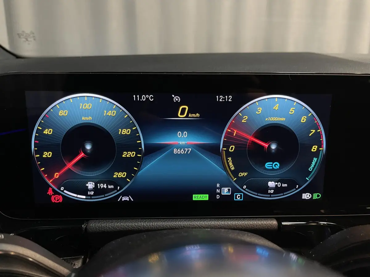 250 e AMG Line 20"/SOH 89%/Panoramadak/Memory stoel l+r/Matrix LED/Keyless/Sfeerverlichting/Stoelverwarming/Camera/
