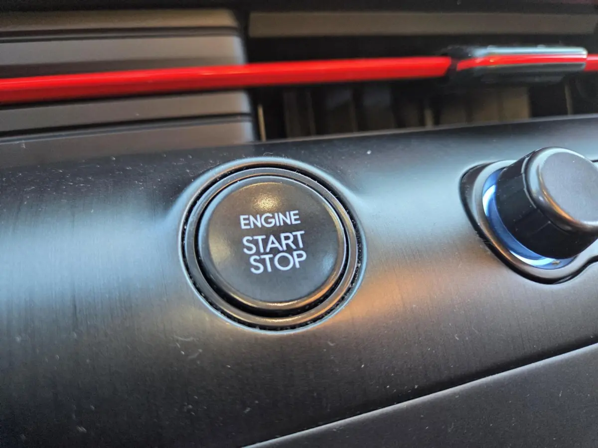 1.6 GDI HEV N Line | Full Hybrid | Carplay / Camera / 18"