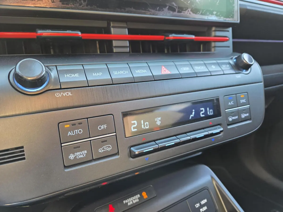 1.6 GDI HEV N Line | Full Hybrid | Carplay / Camera / 18"