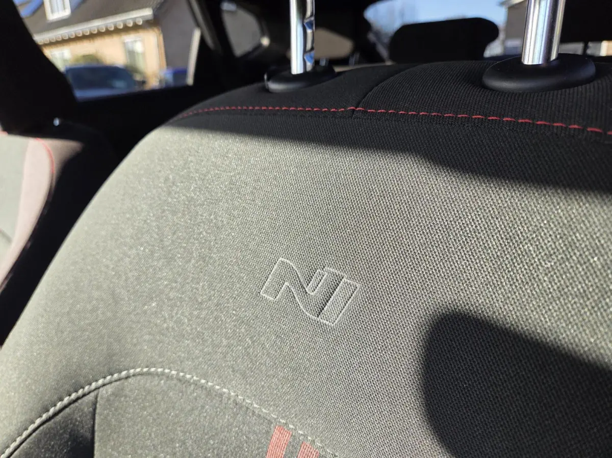 1.6 GDI HEV N Line | Full Hybrid | Carplay / Camera / 18"