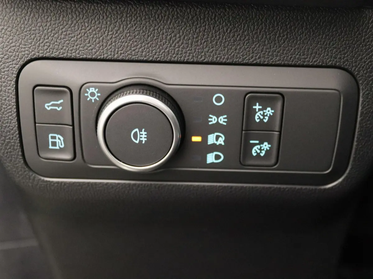 2.5 PHEV ST-Line X | UIT VOORRAAD LEVERBAAR | Trekhaak | Panoramadak | Black Pack