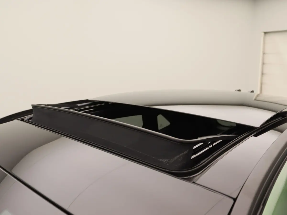 2.5 PHEV ST-Line X | UIT VOORRAAD LEVERBAAR | Trekhaak | Panoramadak | Black Pack
