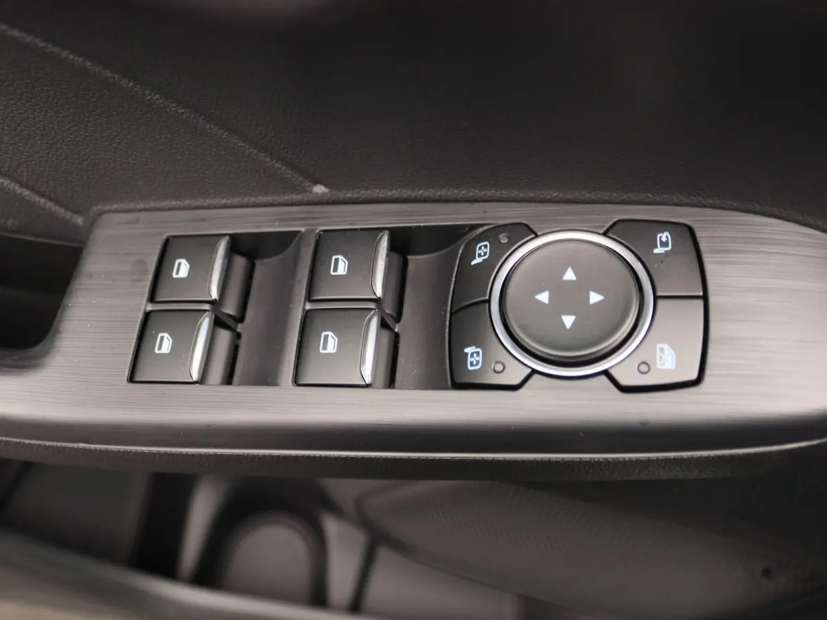 2.5 PHEV ST-Line X | UIT VOORRAAD LEVERBAAR | Trekhaak | Panoramadak | Black Pack