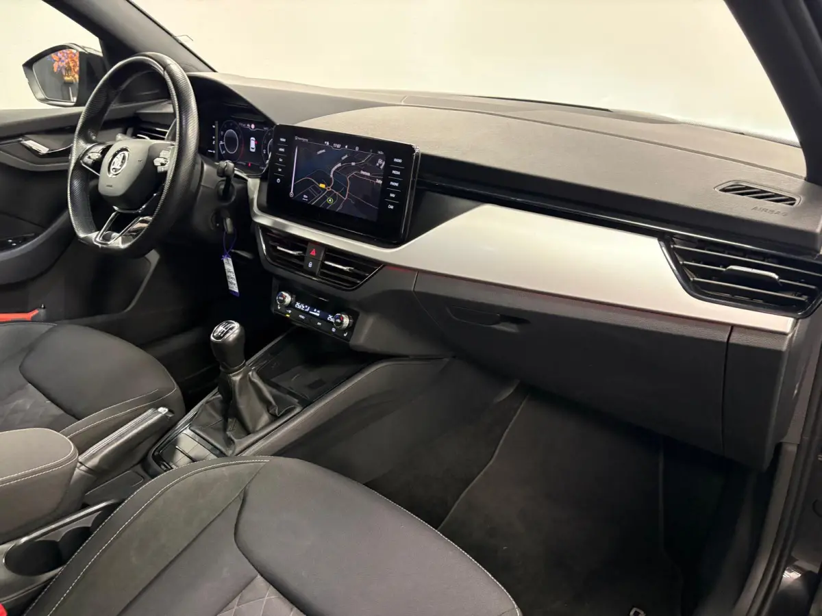 1.0 TSI Sport Business*Nap*Cruise-Control*Virtual cockpit*Stoelverwarming*PDC*Navi*Apple-Carplay-Andriod*