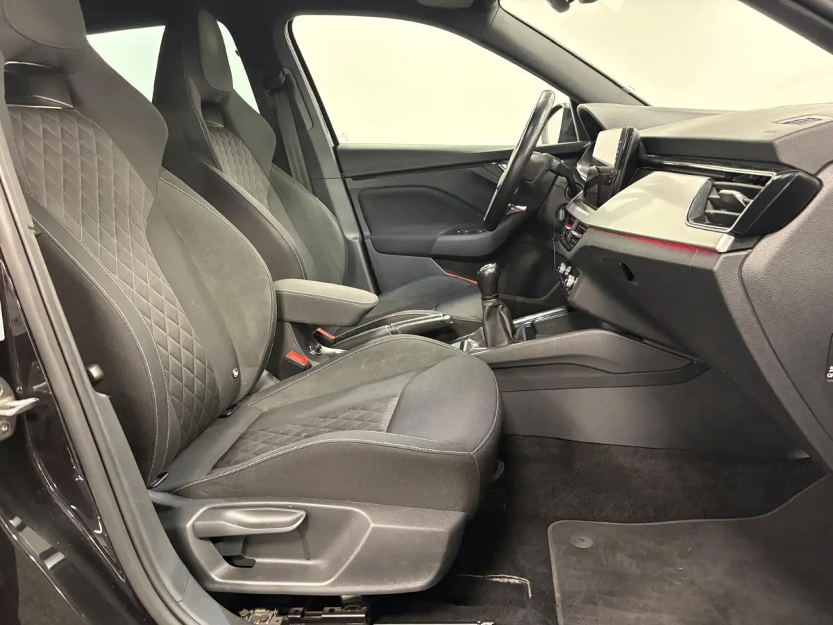 1.0 TSI Sport Business*Nap*Cruise-Control*Virtual cockpit*Stoelverwarming*PDC*Navi*Apple-Carplay-Andriod*