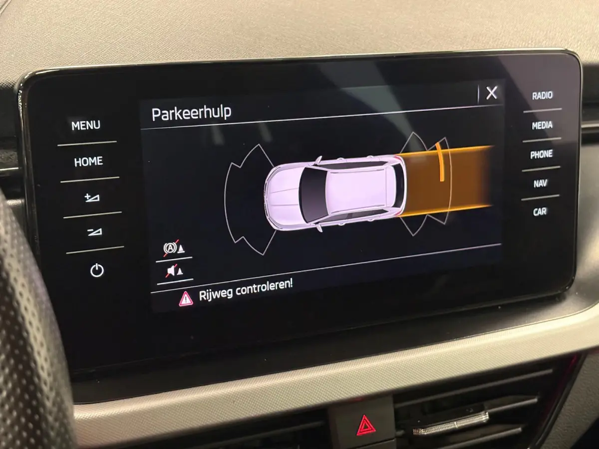 1.0 TSI Sport Business*Nap*Cruise-Control*Virtual cockpit*Stoelverwarming*PDC*Navi*Apple-Carplay-Andriod*