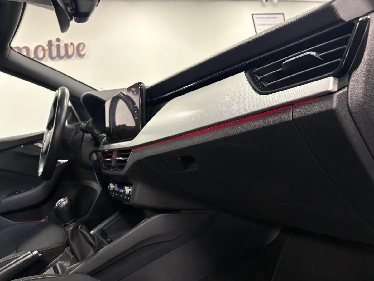 1.0 TSI Sport Business*Nap*Cruise-Control*Virtual cockpit*Stoelverwarming*PDC*Navi*Apple-Carplay-Andriod*